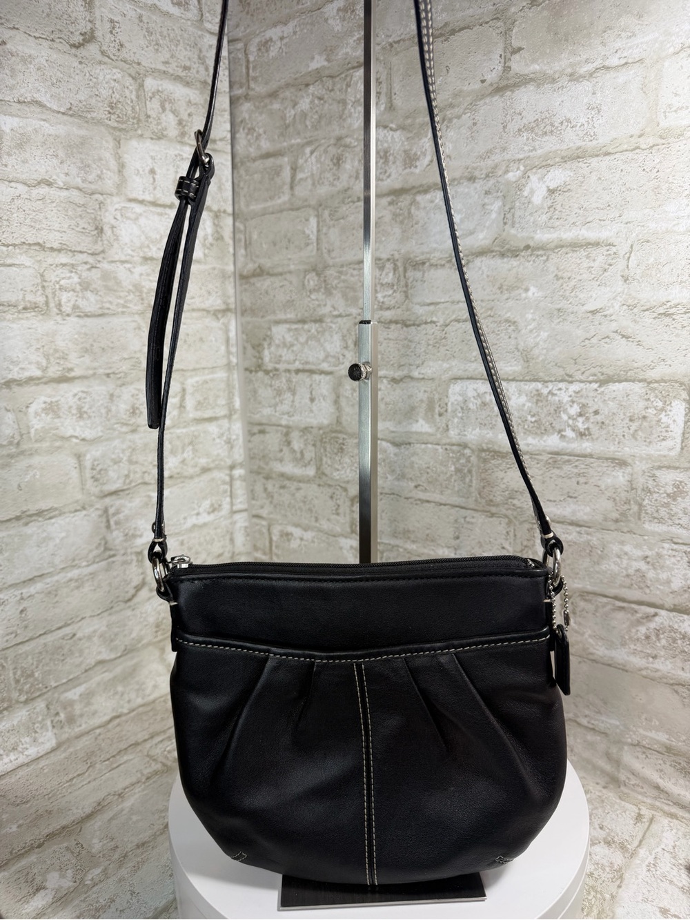 Coach Black Leather Crossbody Bag Excellent Condition